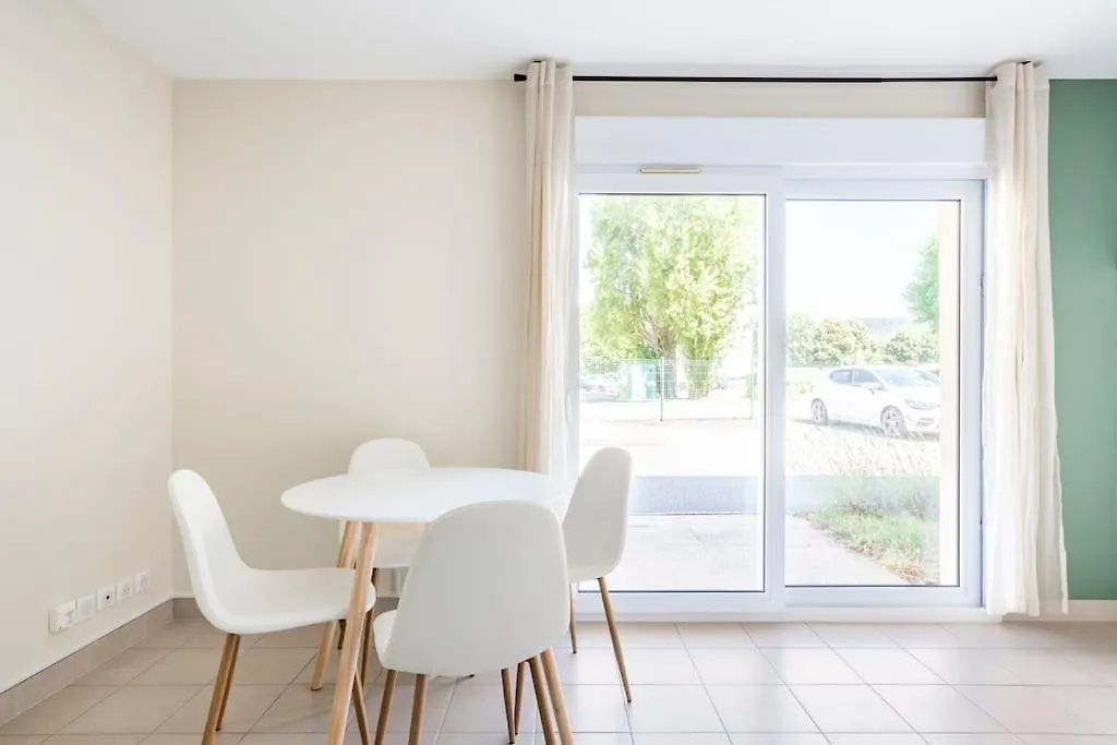 Apartment Jacques Cartier - Ideal Lake Of Nantua Montreal La Cluse